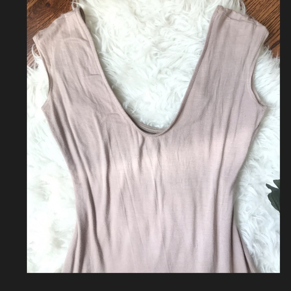 Romper - Picture 2 of 2